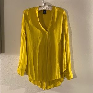 Gap maternity mustard yellow shirt